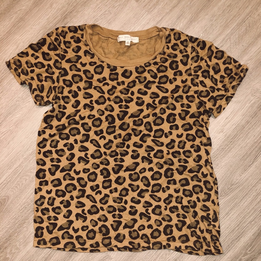 💝 FREE with Purchase - Urban Outfitters Cheetah Tee